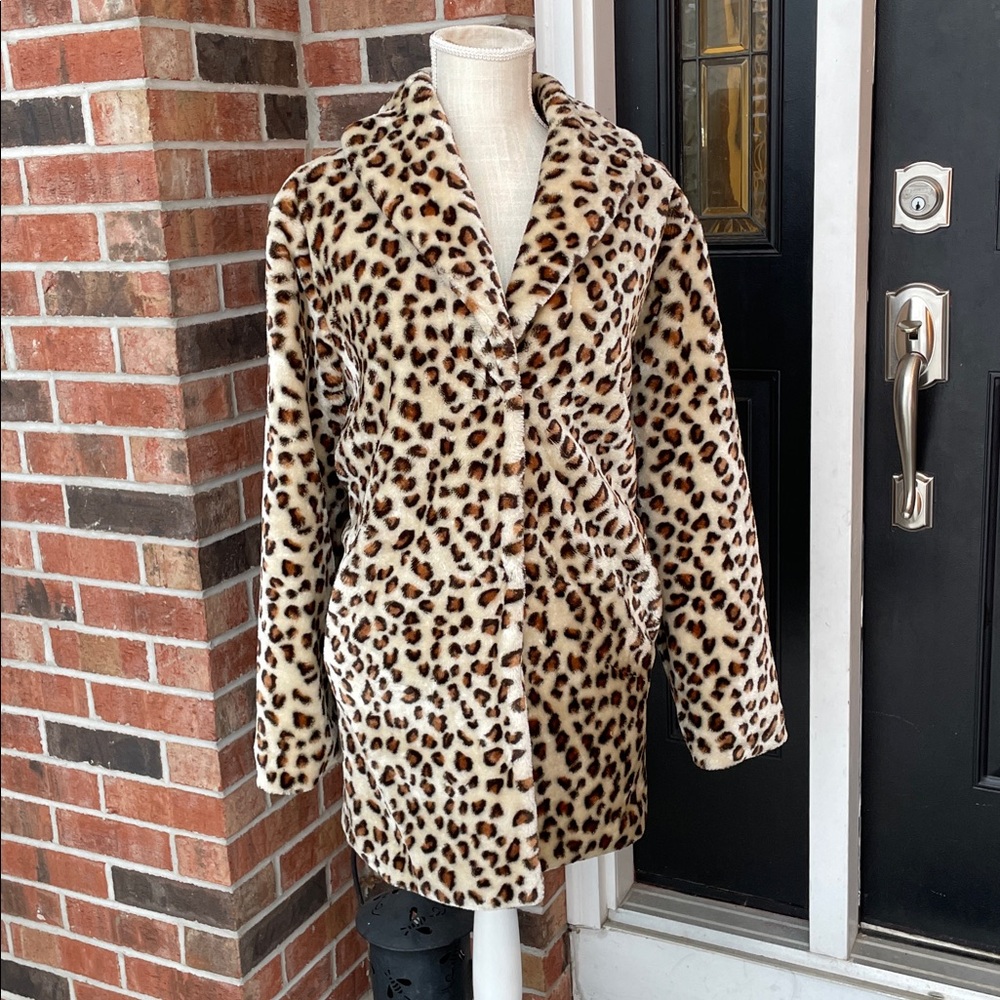 Tudor Court Faux‎ Fur Leopard Fuzzy Quilted Coat Size Large
